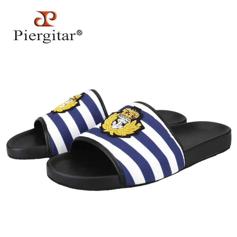 Embroidery Style - Piergitar 파란색과 흰색 체크 무늬 캔버스